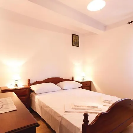 Frankovici Stara Vala - Istra