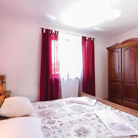 Frankovici Stara Vala - Istra *